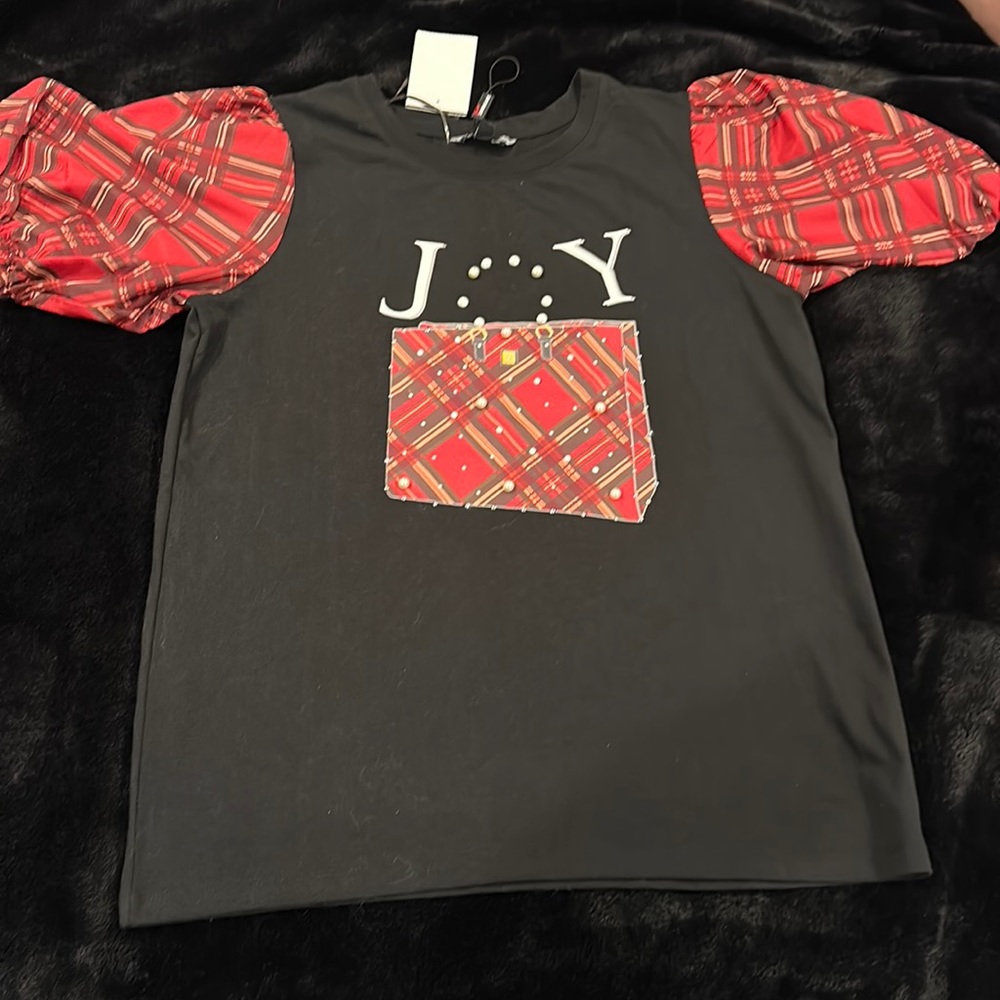 Brand new More Love & Lace blouse “JOY”